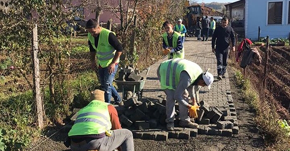 10 Mahallede Daha Sorunlar Çözüldü