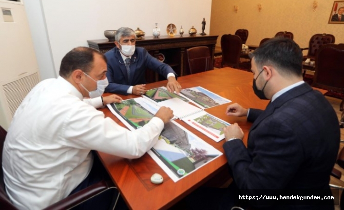 Vali Projelerle İlgili Bilgi Aldı