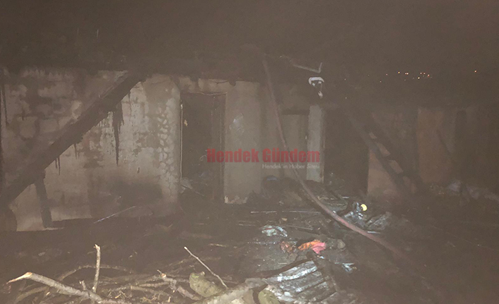 Ahır Yangınında 1 Büyükbaş Hayvan Telef Oldu