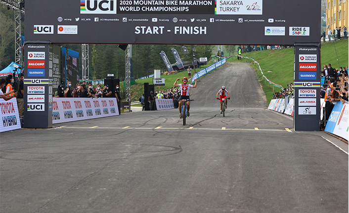Nefes kesen dünya şampiyonasında ödüller sahiplerine ulaştı