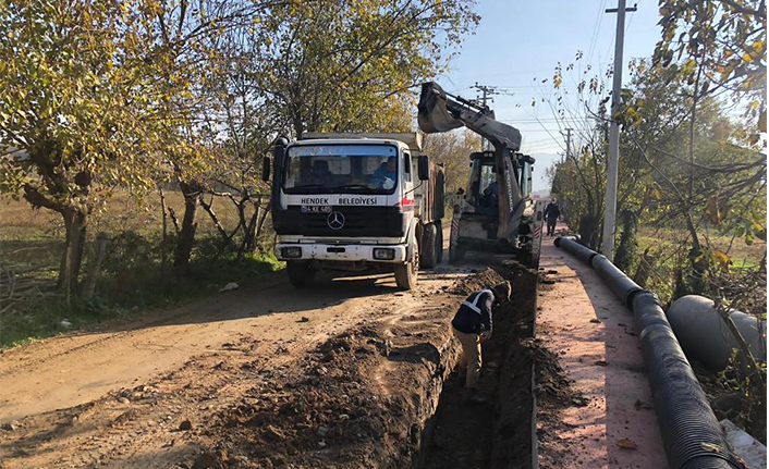 Hendek Belediyesi Hız Kesmiyor