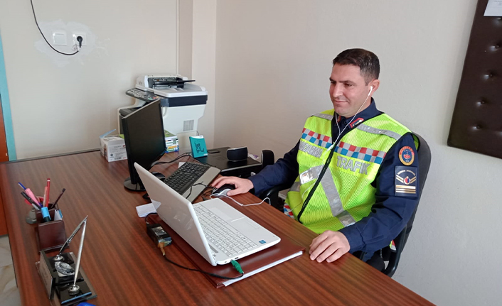 Jandarma’dan Trafik Semineri