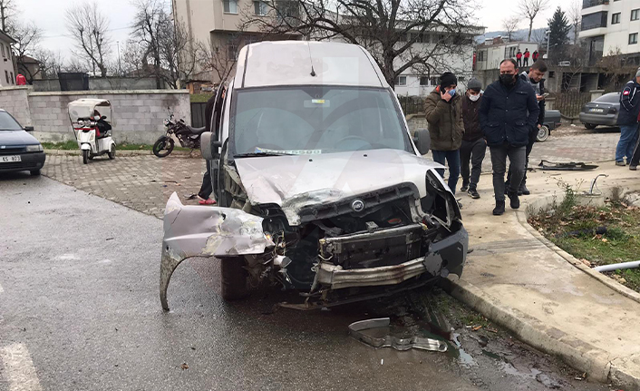 Kaza Ucuz Atlatıldı