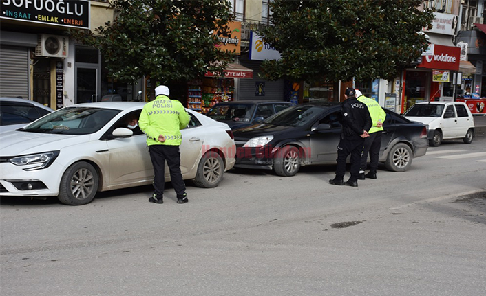 Polis Denetlemeye Devam Ediyor