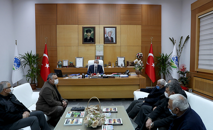 Yüce Hendek'li Muhtarları Ağırladı