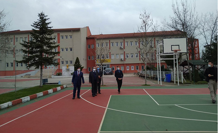 Kaymakam Acır Güçlendirme Yapılan Okulları Gezdi