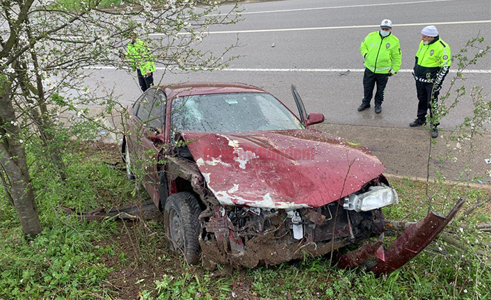 Hendek’te Kaza 3 Yaralı