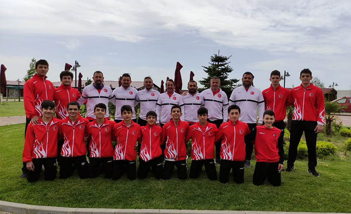 Hendek Gençlik Merkezi Spor Kulübünden Milli Başarı