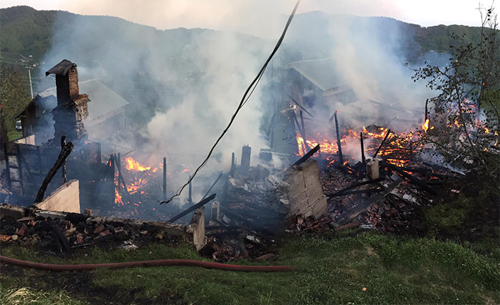 Sahurda Küle Döndü