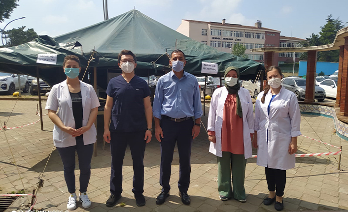 Hendek’te Aşı Çadırı Kuruldu