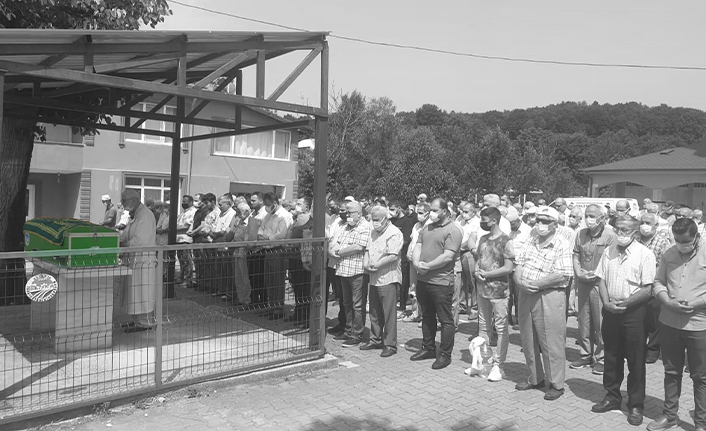 Sever Dualarla Uğurlandı