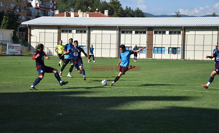 Hendekspor, Zonguldak Kömürspor’u 3-0 mağlup etti.