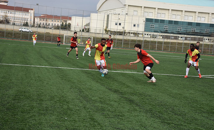 Akova Barışspor Gol oldu Yağdı 11-3
