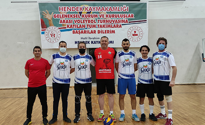 Aydın Kuruyemiş ve Hendek Türk Eğitim-Sen Galip