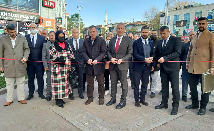 Başbuğ Türkeş Resim Sergisi