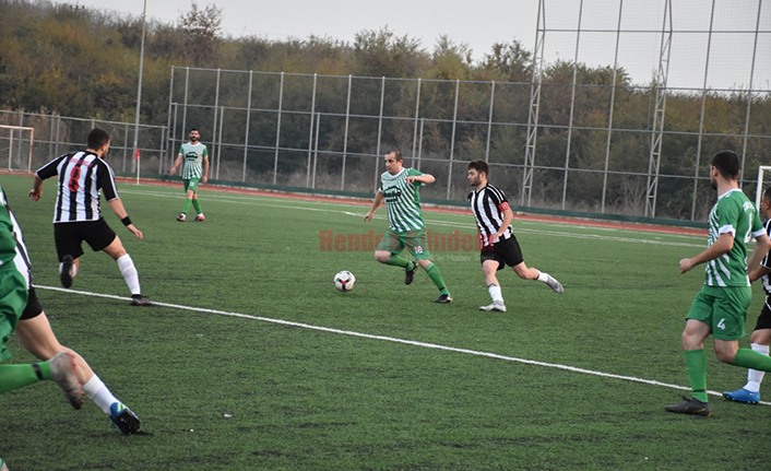 Hendek Gençlikspor'dan 3 Golle 3 Puan