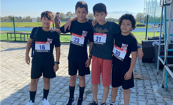 Hendek’li Atletizmciler Başarısı Alkışlandı