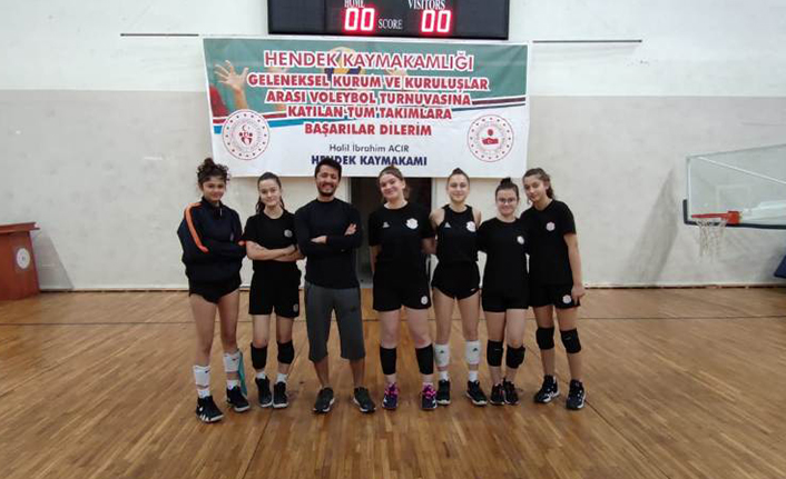 Sakura Voleybol Takımı 3-1Galip