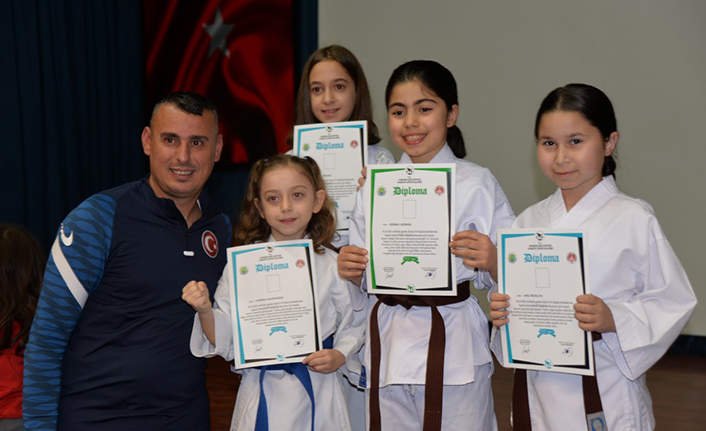 Hendekli Karateciler Terfi Etti