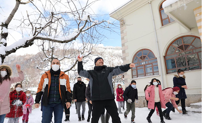 Vali Kaldırım’dan Zirve Ziyareti