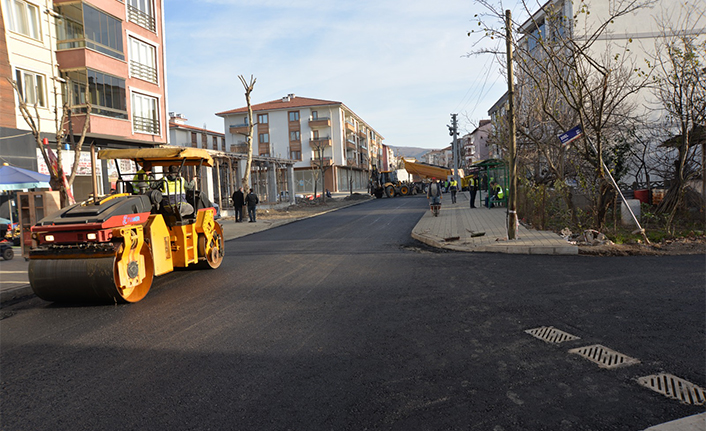 Yeni Mahalle’de Asfalt Çalışmaları Başladı