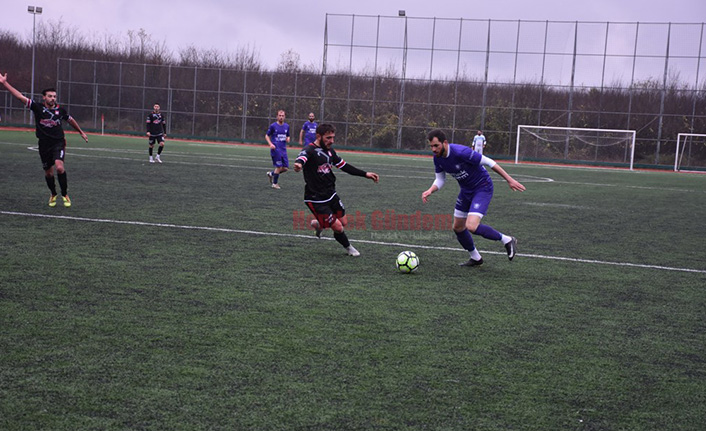 Yenimahallespor Haftayı 1 Puanla Kapadı