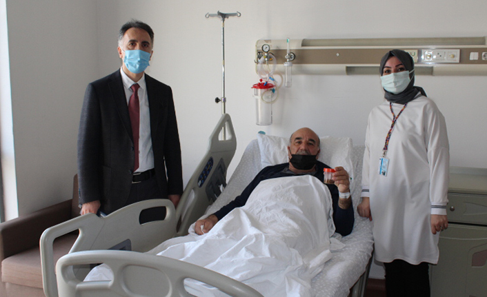 2 böbrekten 1200 taş çıktı