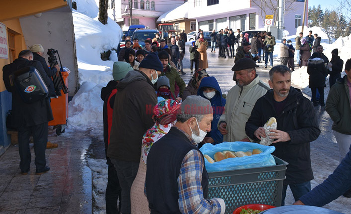Dikmen 3. Hamsi Festivalinde Buluştu