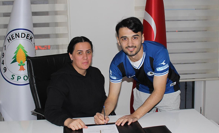 Hendekspor’da Bir İmza Daha