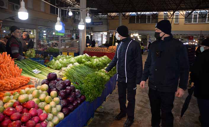 Pazar Yerinde Denetimler Sürüyor