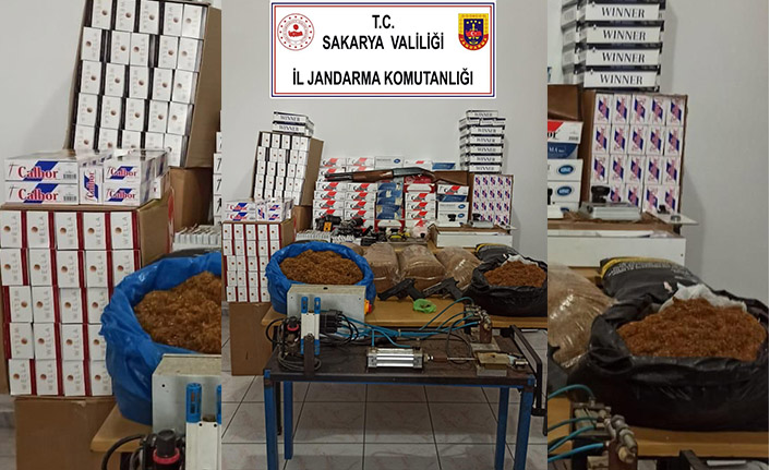 Esrar Ve Silahlarla Yakalandılar