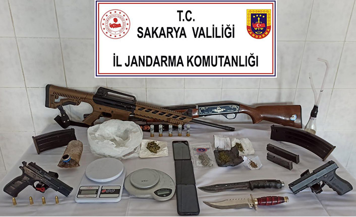 Jandarma’dan Aynı Gün 2 Operasyon