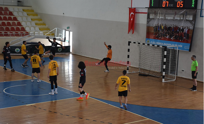 1954 Hendekspor Play-Off’ta