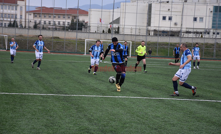 Gol Düellosunu Hendek Veteranlar Kazandı