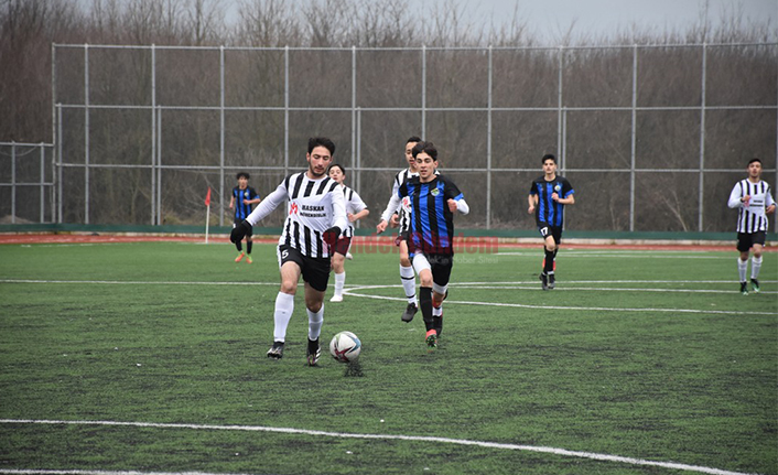 Hendek Derbisini Hendekspor Kazandı 7-0