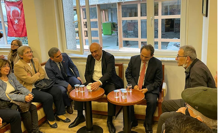 CHP Tüm Kentle Kucaklaştı