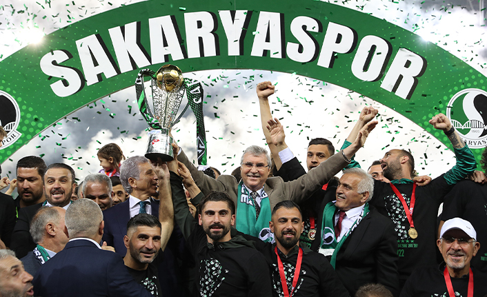 Sakaryaspor Şampiyonluk Kupasına Kavuştu