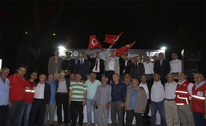 Hendek Coşkuyla Tek Yürek Oldu