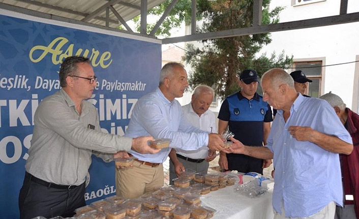 Hendek’te Aşure Ziyafeti