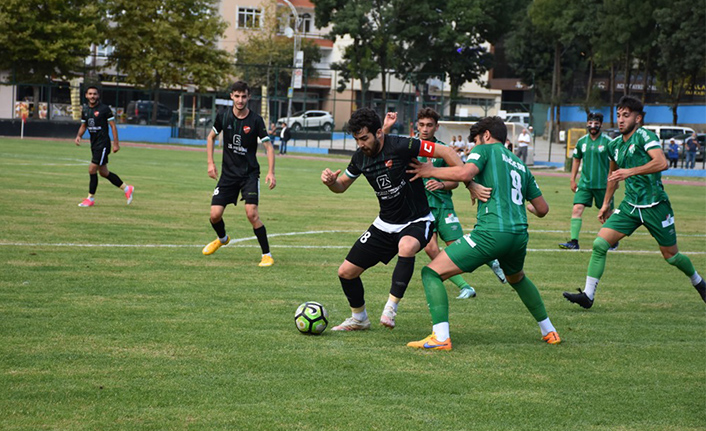 Hazırlık Maçında Dereköyspor 1 Alaağaçspor 1