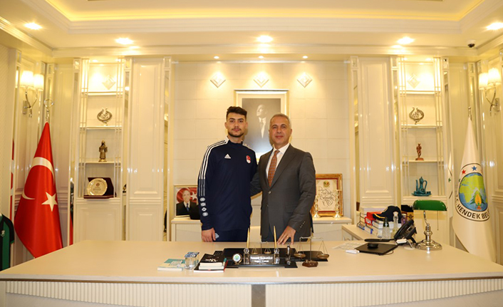 Babaoğlu’ndan Dünya Şampiyonuna Özel İlgi