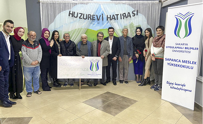 Subü Öğrencileri Huzurevi Sakinleriyle Buluştu