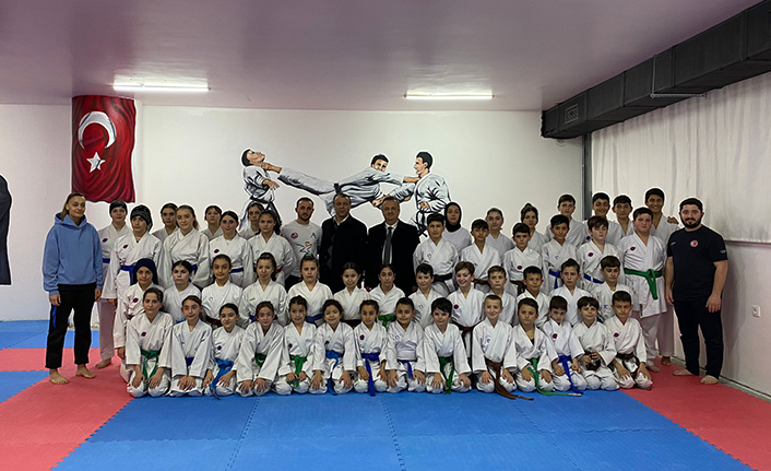 Eğitimcilerden Karatecilere Ziyaret