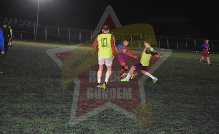 Assan Oluk, Auto Hamam’ı 4-2 ile Geçti