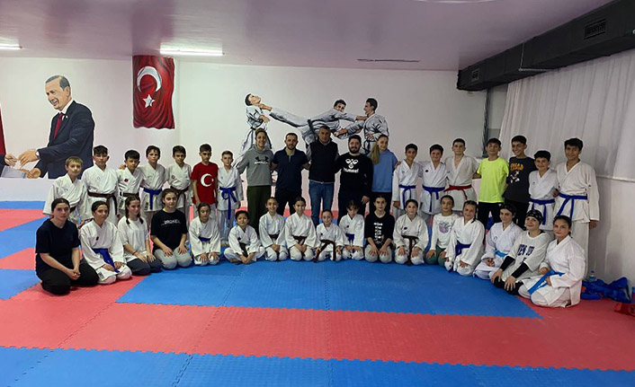 Hendek Belediyesi Karate Takımı 35 Sporcuyla Mücadele Edecek