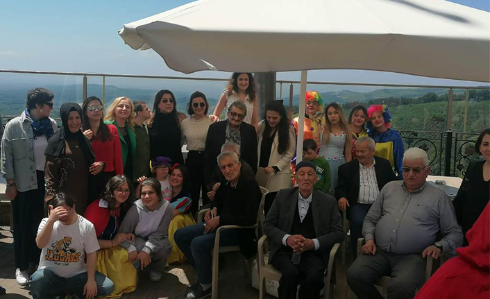 Melekler Ve Çınarlar Duygusal Anlarda Buluştular