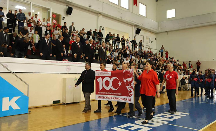 Cumhuriyetin 100. Yılı Hendek’te Coşkuyla Kutlandı