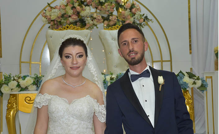 Kübra İle Emre Can Mutluluğa Yelken Açtı