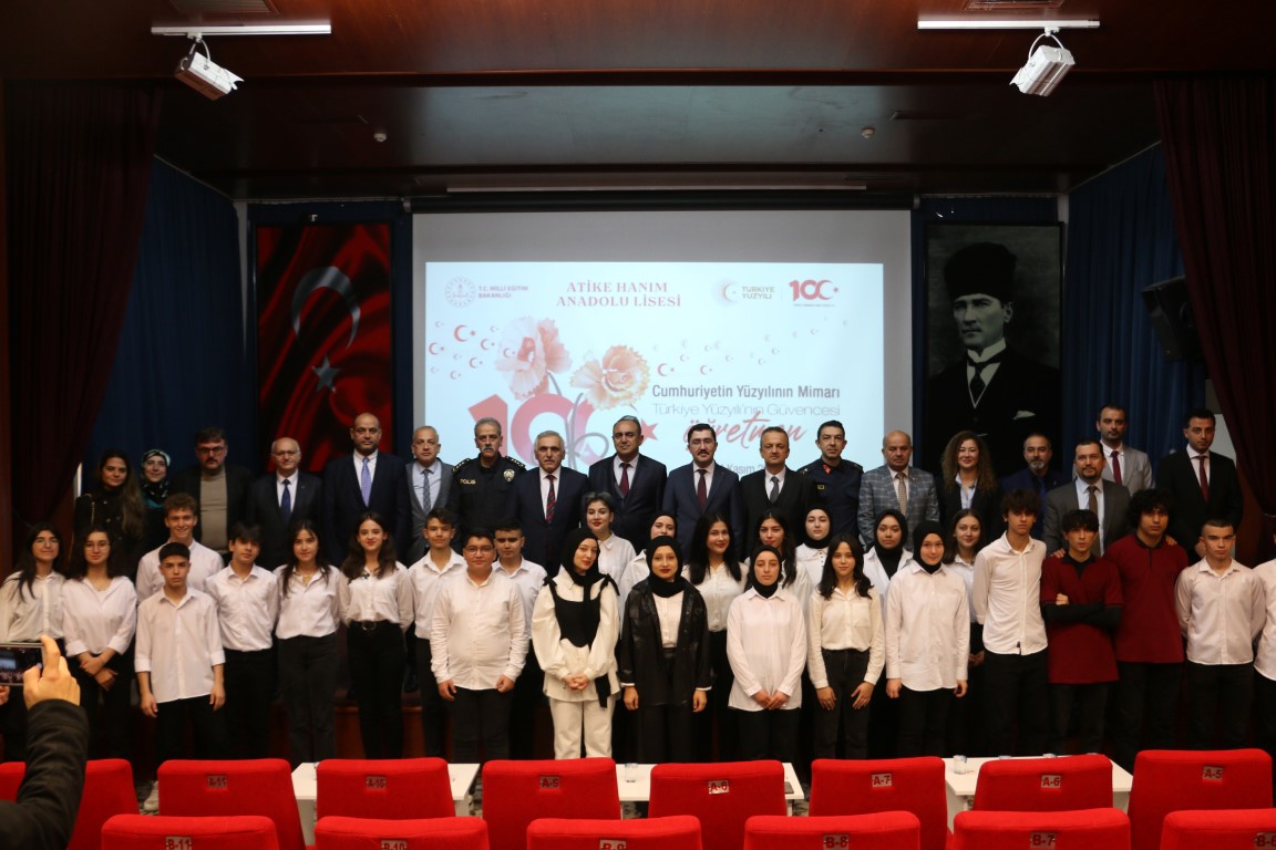 Öğretmenler Günü Hendek’te Etkinliklerle Kutlandı