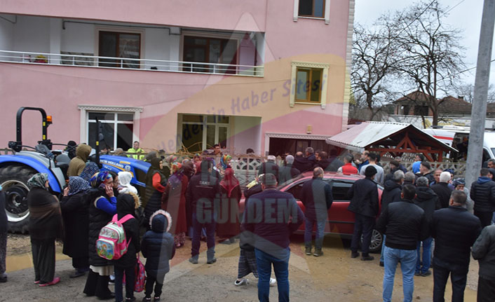 Hendek’te Yangın, 1 Kişi Hayatını Kaybetti